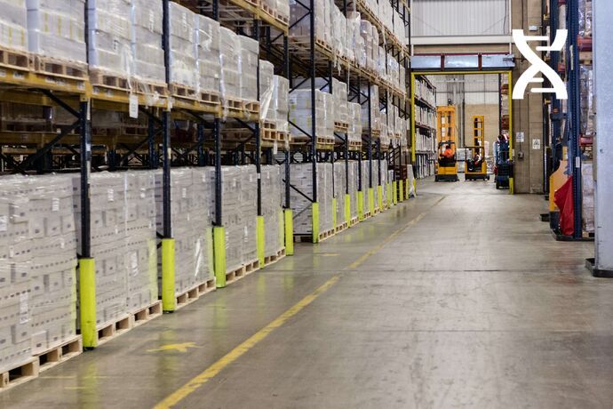 An optimized warehouse to meet customer needs