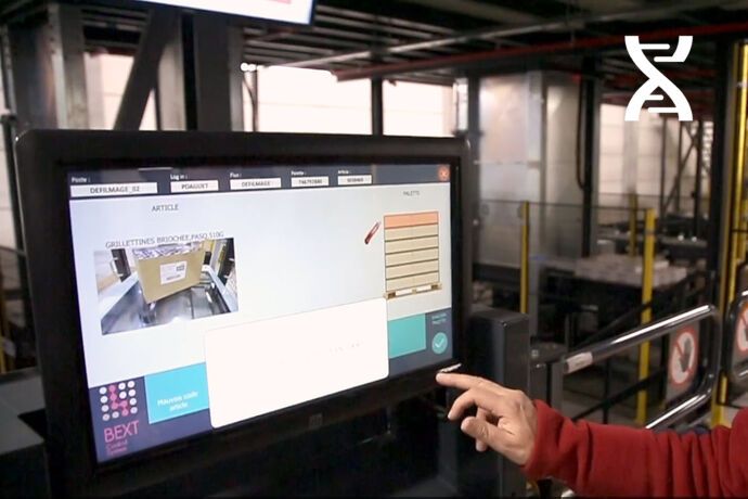 The touch-screen interface facilitates operator actions. The touch-screen interface facilitates operator actions.