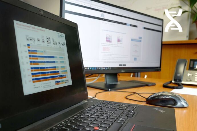 Integration of EDI announcements for communication with carriers.