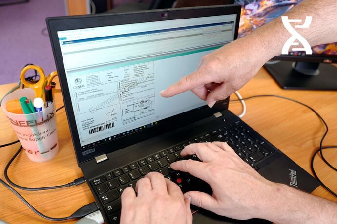 The TMS generates tracking numbers and tracks transport events. It manages alerts, e-mails and proofs of delivery.