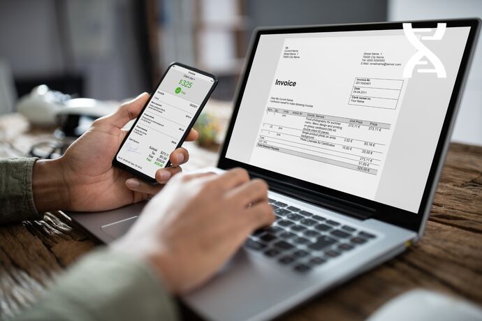 Invoices drawn up from different sources without re-keying