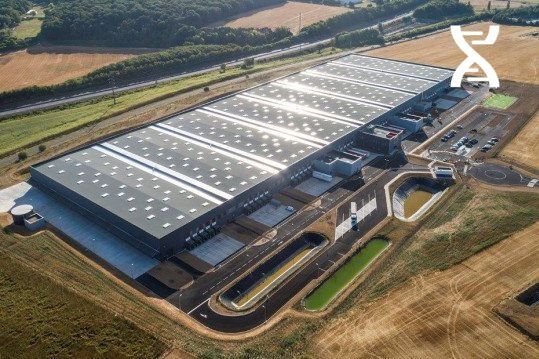 Warehouse location is crucial: it must be on major logistics routes and easily accessible to road hauliers.